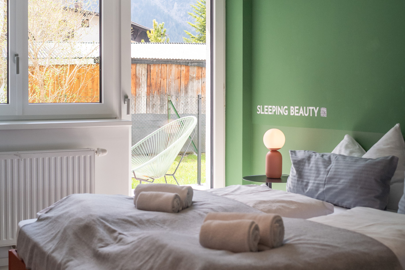Projekt Aufleben in Scharnitz – fertige Küchenzeile in Grün